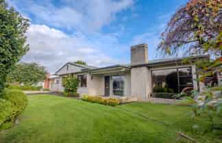 404 Purser Place, Mahora
