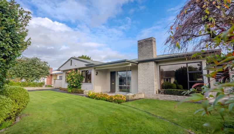 404 Purser Place, Mahora