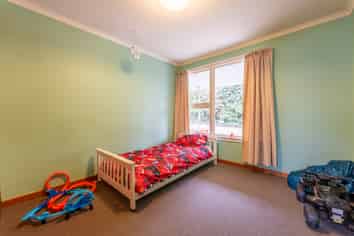 13 Ranfurly Street, West End