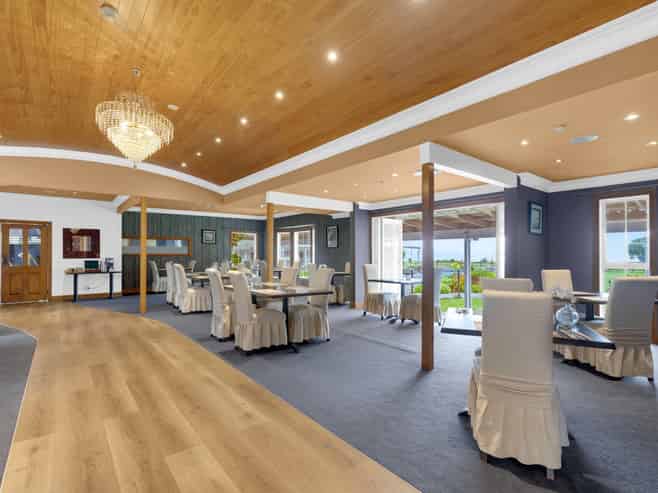 Premier Rotorua lakeside resort