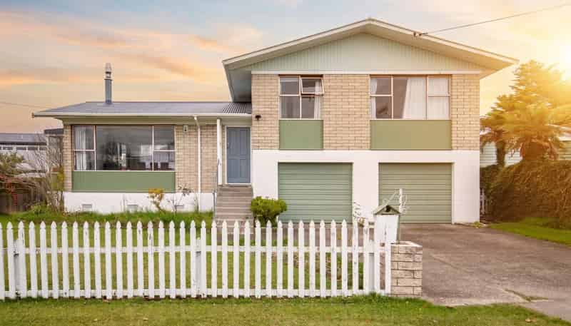 77 and 79 Robinson Avenue, Rotorua