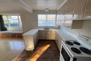 Manawatu / Whanganui - Address withheld