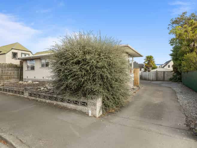 15 Bristol Street, Saint Albans