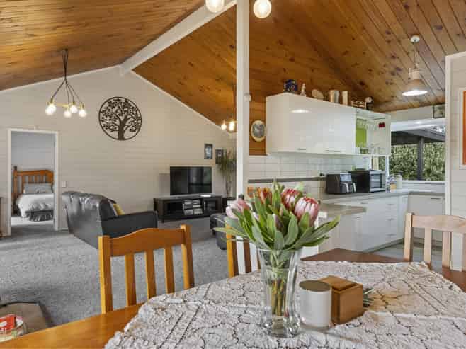 1082 Mapara Road, Kinloch