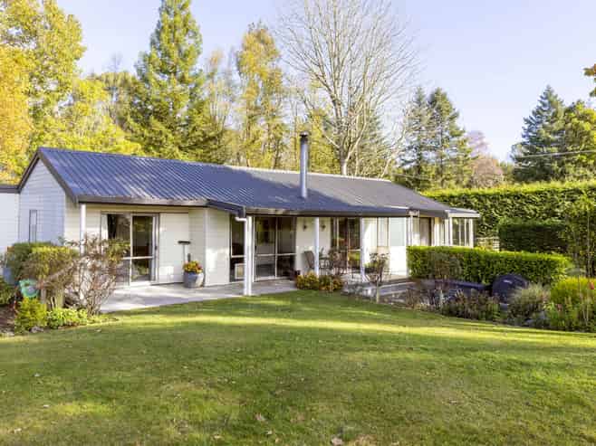 1082 Mapara Road, Kinloch