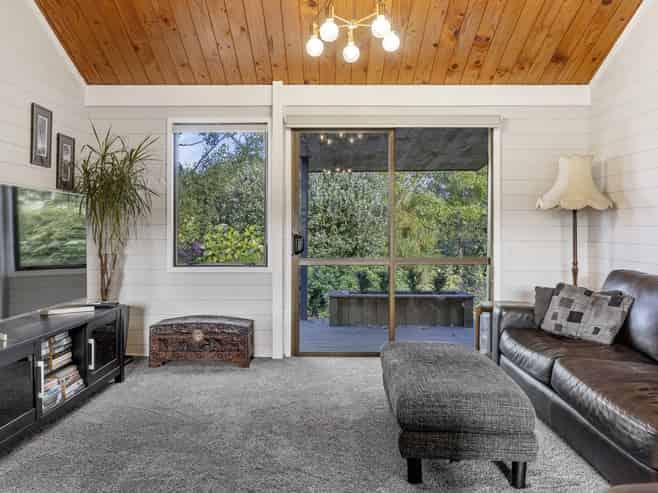 1082 Mapara Road, Kinloch