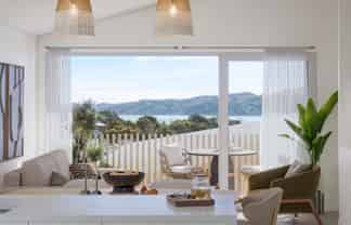 25 Ocean Road, PARAPARAUMU BEACH
