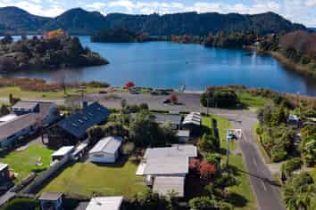 8 Benn Road, Lake Okareka