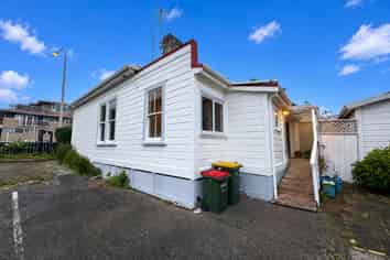 46 Vivian Street, New Plymouth Central