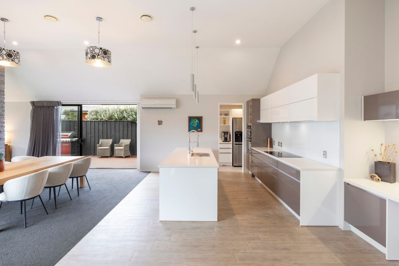 Contemporary comfort in sought after Waitikiri – další