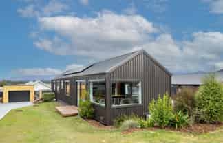 14 Tomtit Crescent, Lake Hawea