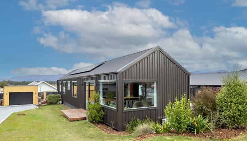 14 Tomtit Crescent, Lake Hawea