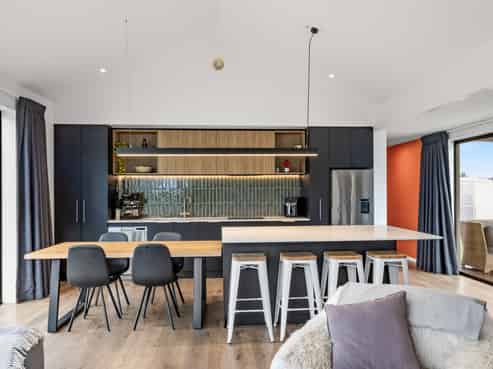 14 Tomtit Crescent, Lake Hawea