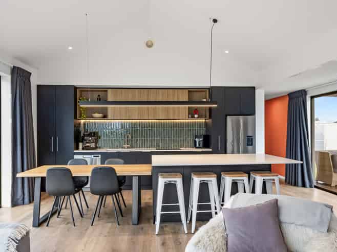 14 Tomtit Crescent, Lake Hawea