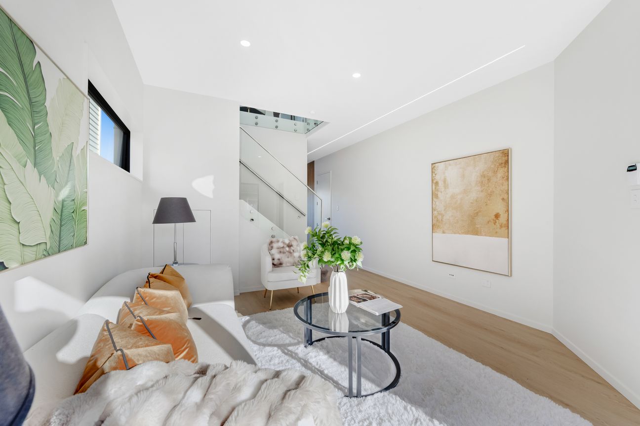 Freehold Freestanding | Brand New | Priced Below CV - Aanzicht 4