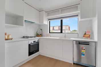 5/32 Tapuwae Way, Mangere Bridge