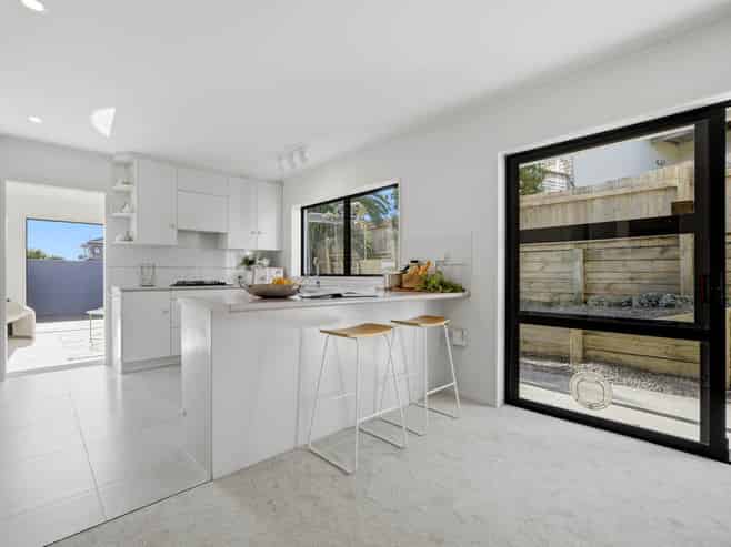 6 Tenbless Court, Unsworth Heights