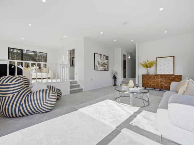 6 Tenbless Court, Unsworth Heights