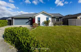 32 Filmer Crescent, Wallaceville