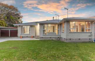9 Loreto Place, Hornby