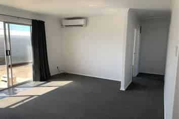 B/179 Howick Road, Redwoodtown