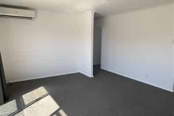 B/179 Howick Road, Redwoodtown
