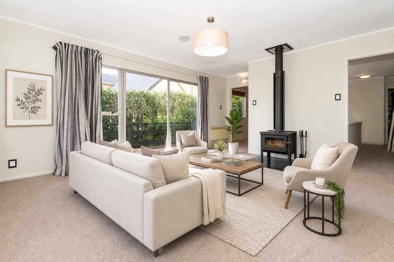 Modernised and New Carpet Too! - Vista 4