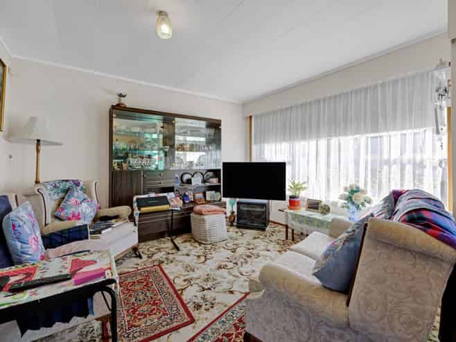 15 Puriri Street, Hawera