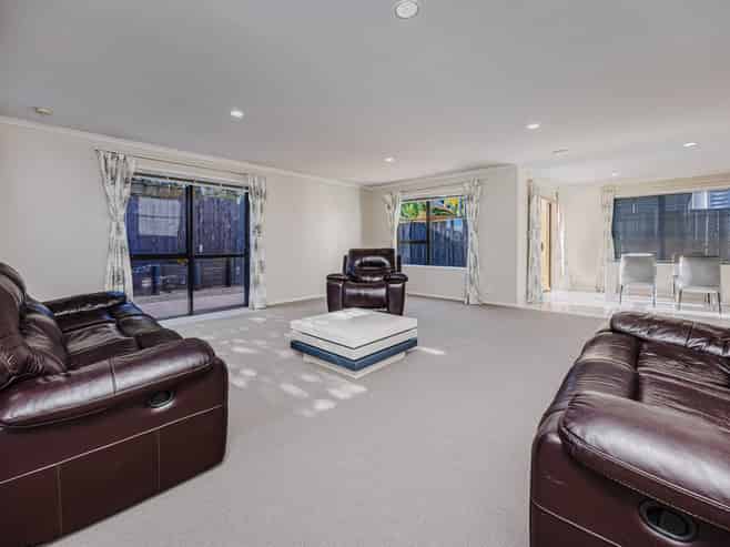 129 Cyril French Drive, Flat Bush