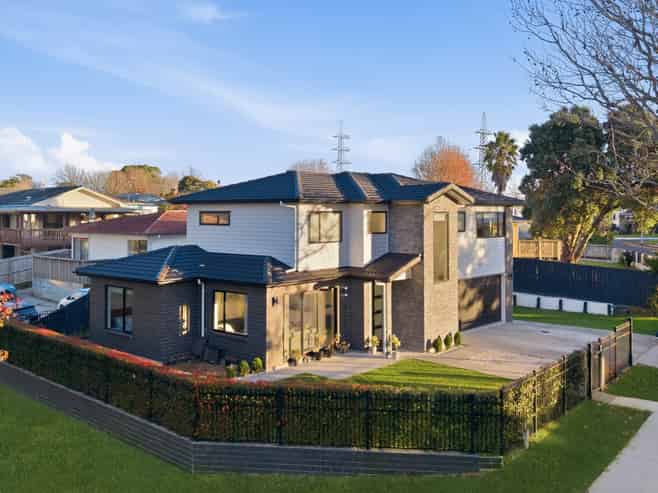 67 Sikkim Crescent, Clover Park