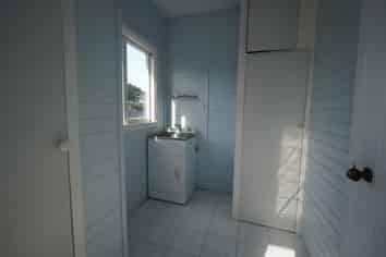 Manawatu / Whanganui - Address withheld