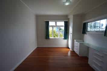 Manawatu / Whanganui - Address withheld