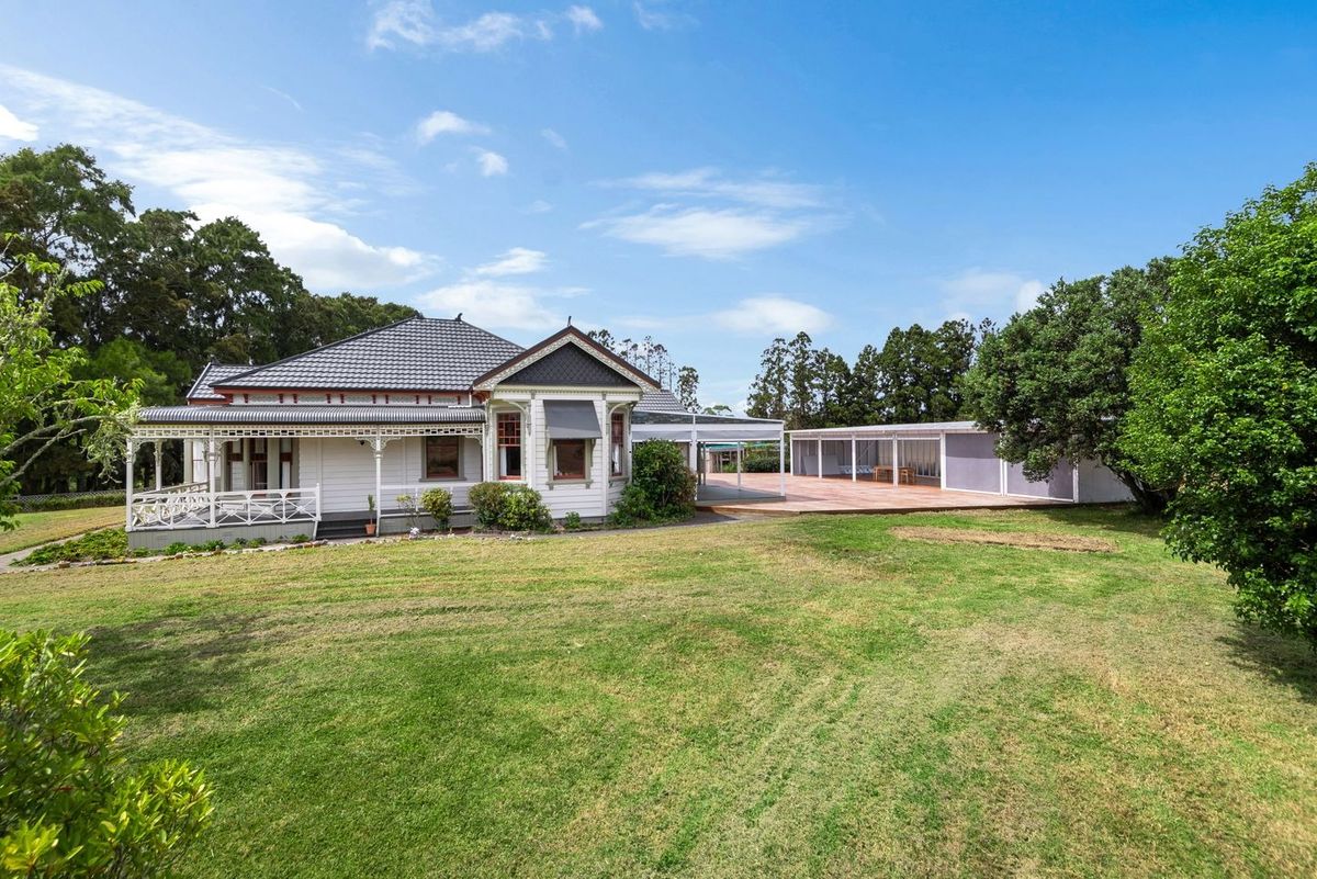 Family Villa in Waitoki - Widok 2
