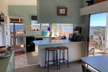 8 Kent Terrace, Foxton Beach