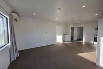 27 Hinemoa Street, Levin