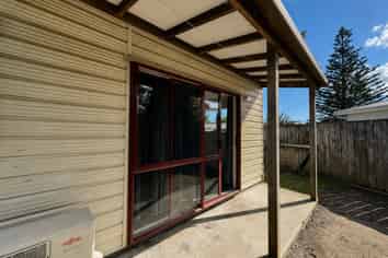18A Neems Place, Manurewa