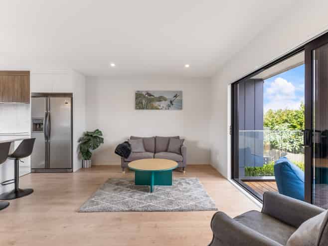 16E Brookfield Avenue, Onehunga
