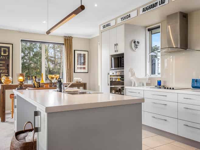 550 Marshland Road, Styx