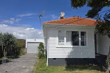 25 Archibald Road, Kelston