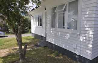 25 Archibald Road, Kelston