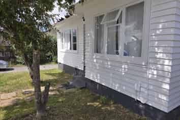 25 Archibald Road, Kelston