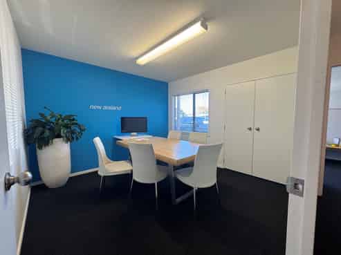 RARE OFFICE SPACE IN ROTOTUNA