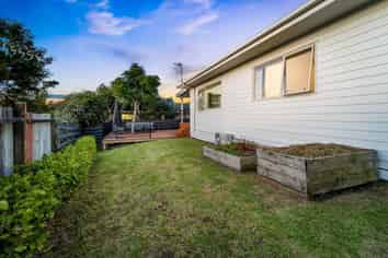 21A Sabot Place, Massey