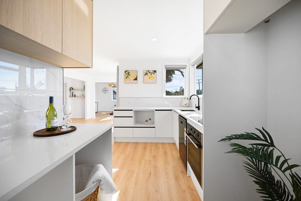Stylishly Renovated, Ready For You! - Altro