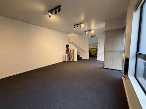 Tidy Industrial Warehouse, Split Level Offices