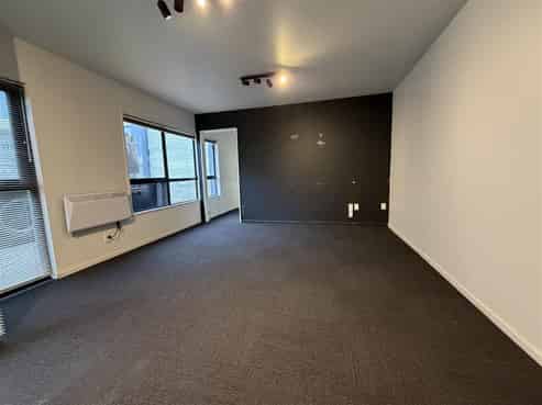 Tidy Industrial Warehouse, Split Level Offices