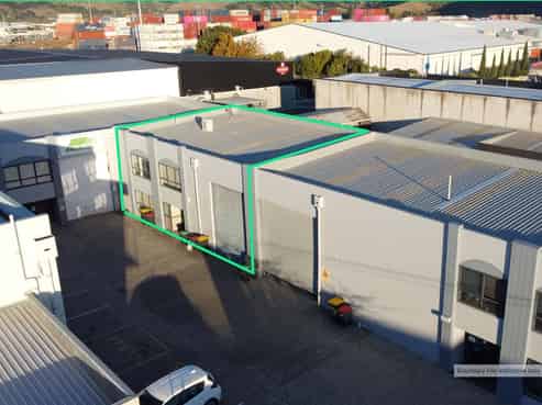 Tidy Industrial Warehouse, Split Level Offices