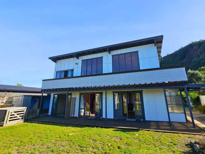 24 Ngaio Street, Rarangi