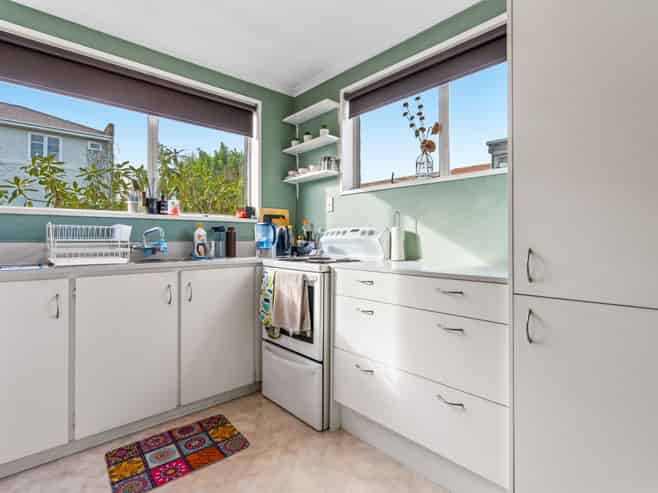 133E  Macandrew Road, SOUTH DUNEDIN