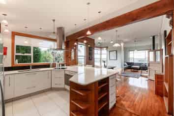 24 Bates Street, Riverton